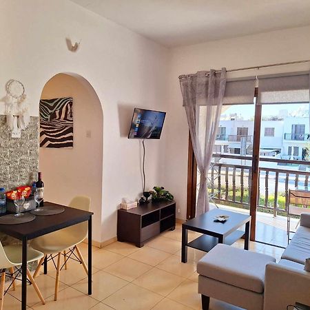 Kato Paphos Apt 400M To The Beach Esterno foto