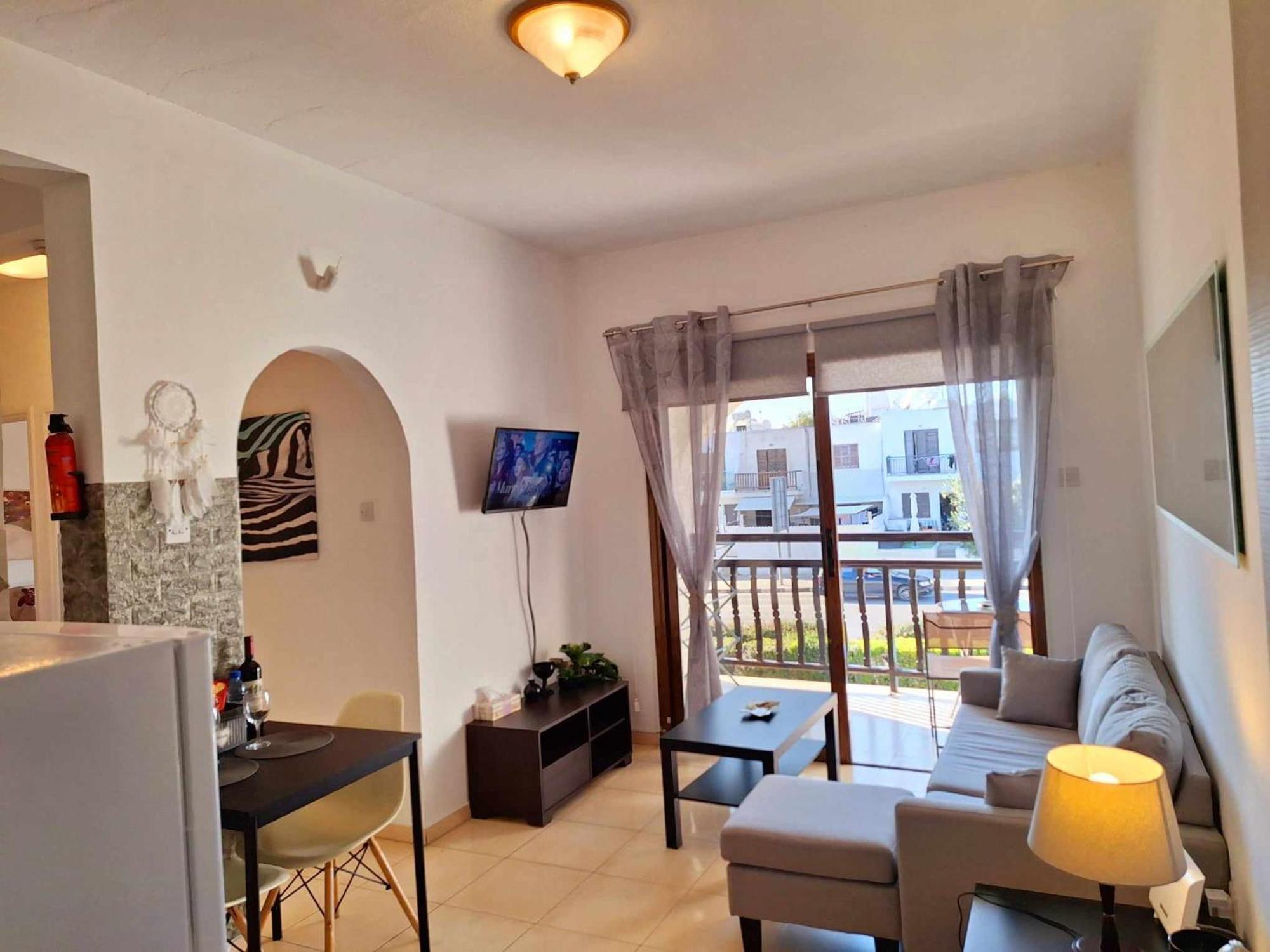 Kato Paphos Apt 400M To The Beach Esterno foto