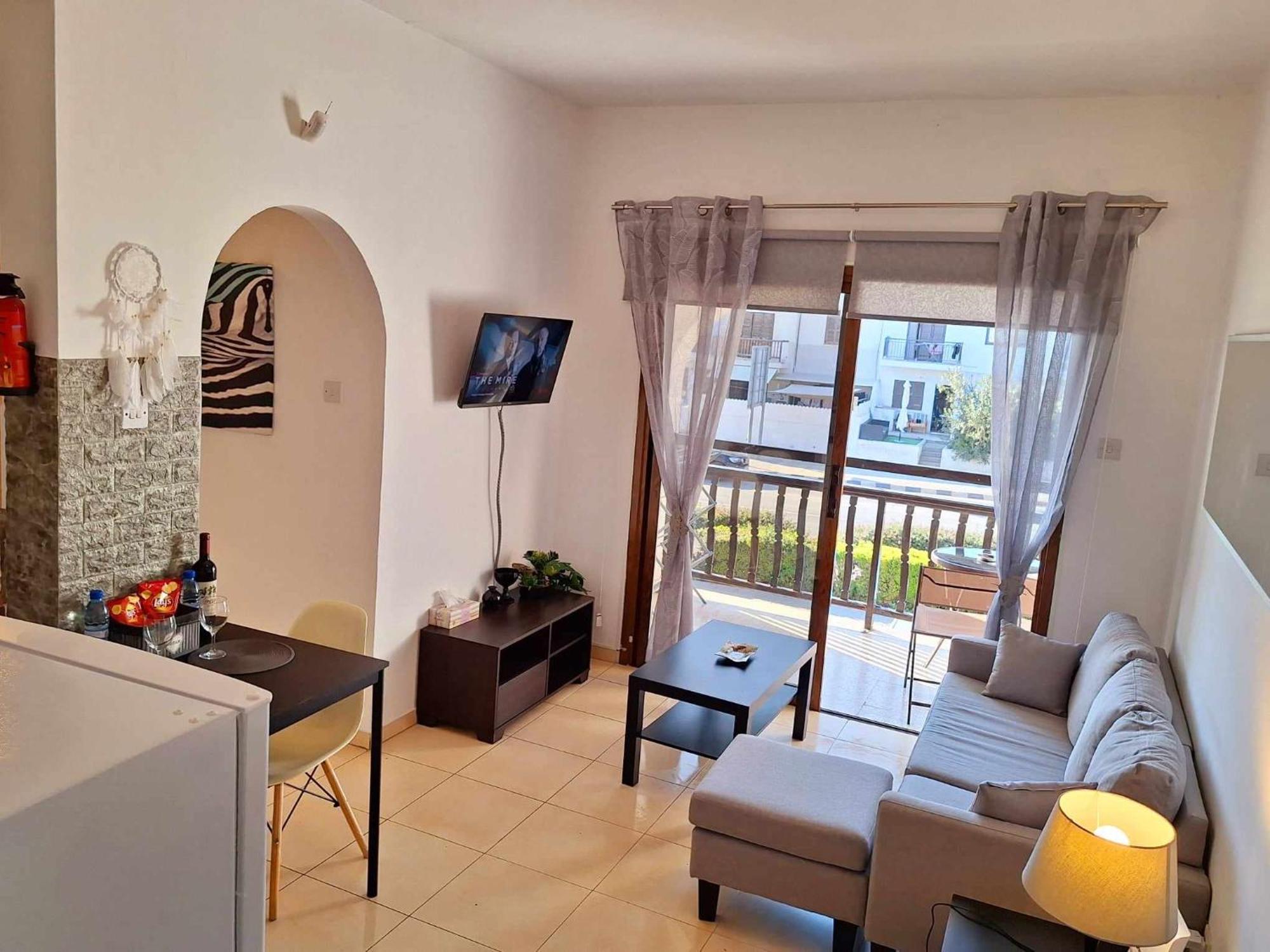 Kato Paphos Apt 400M To The Beach Esterno foto