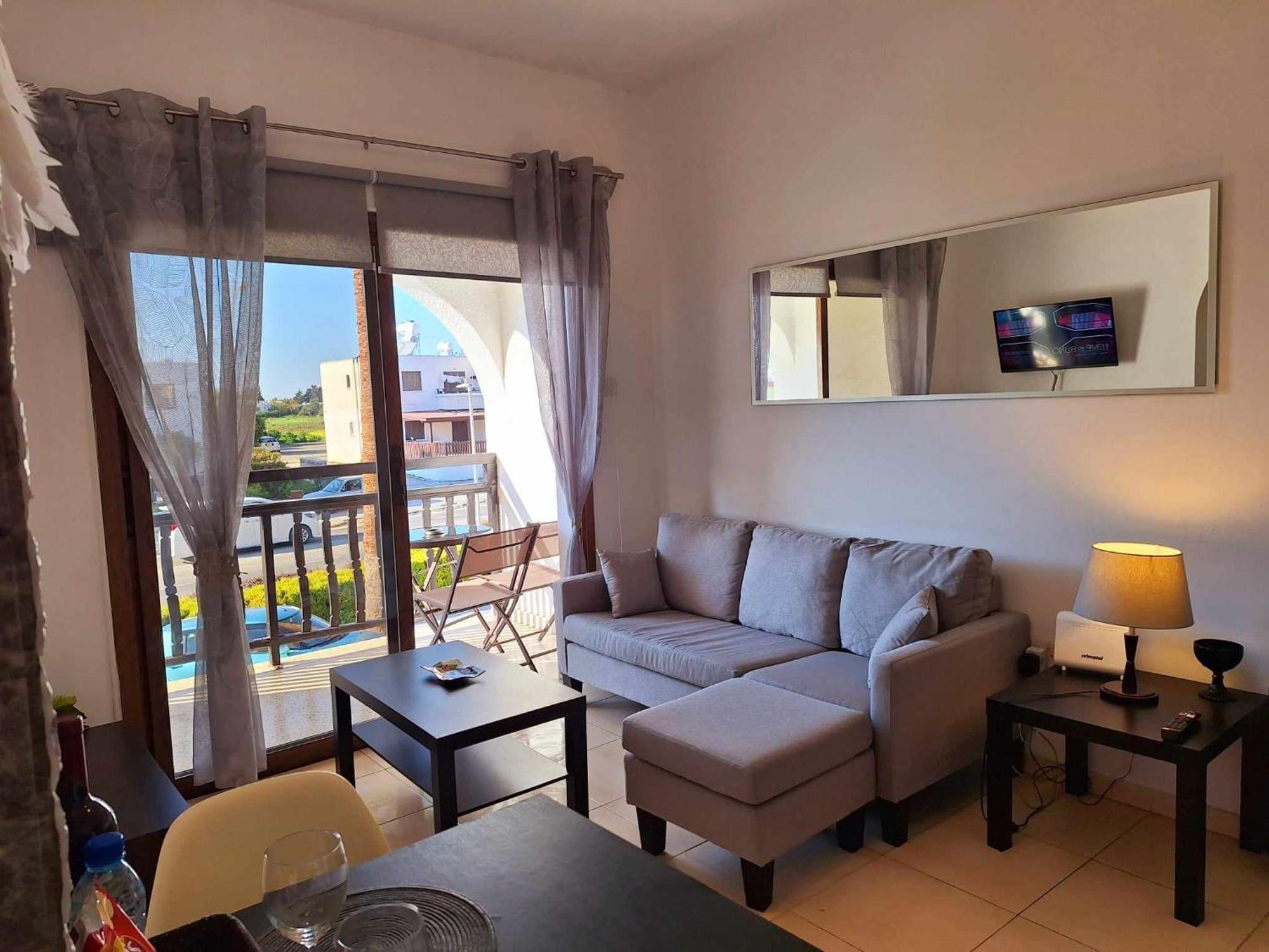 Kato Paphos Apt 400M To The Beach Esterno foto