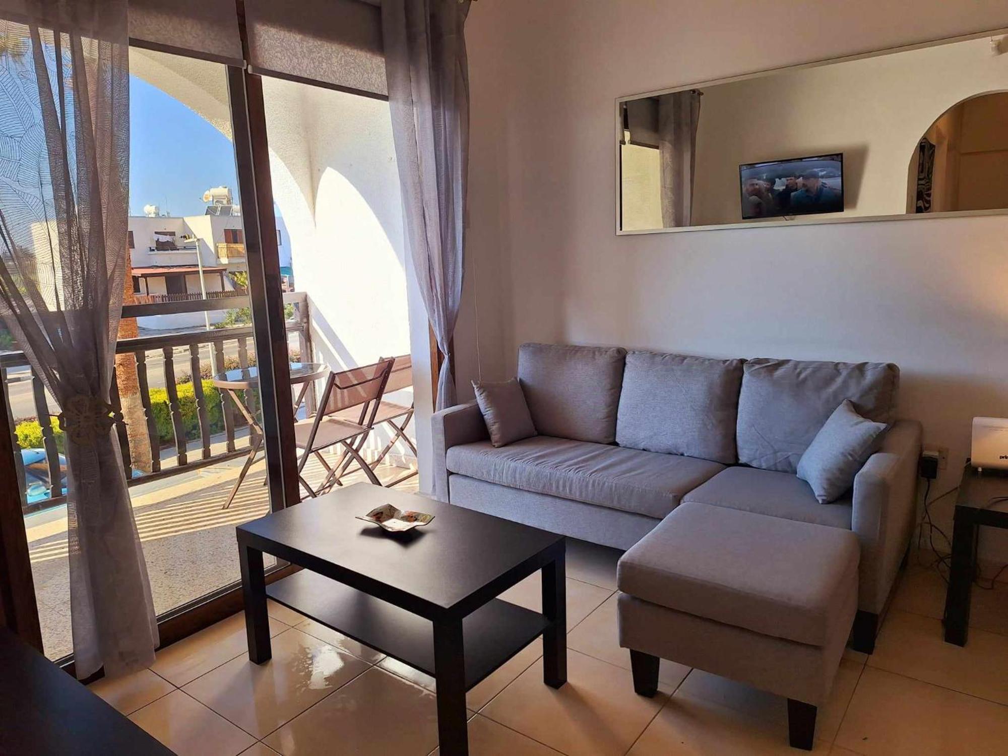 Kato Paphos Apt 400M To The Beach Esterno foto