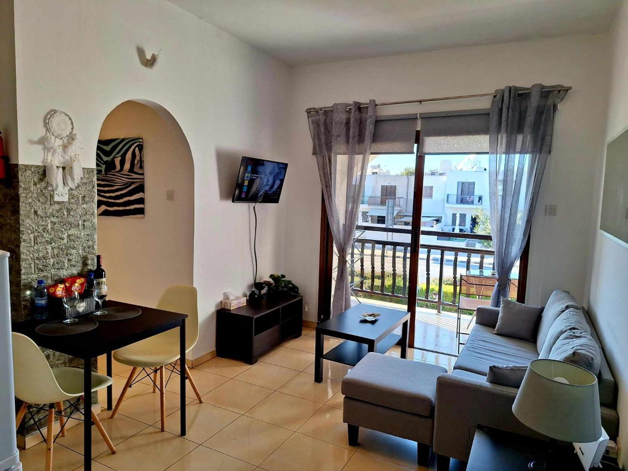 Kato Paphos Apt 400M To The Beach Camera foto